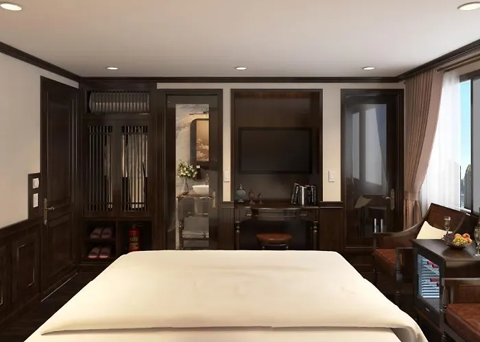  Athena Royal Cruise - Luxury In Bay 5*