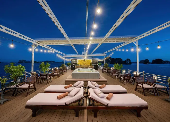 Athena Royal Cruise - Luxury In Bay