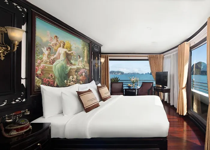 Athena Royal Cruise - Luxury In Bay  5*