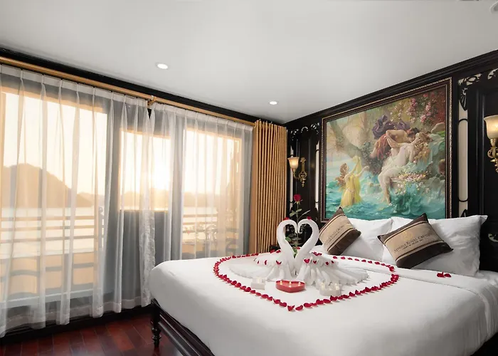 Athena Royal Cruise - Luxury In Bay 5*