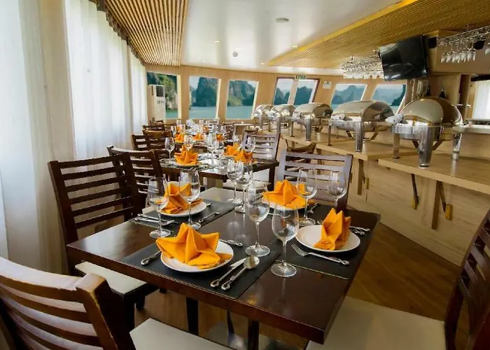 Athena Royal Cruise - Luxury In Bay  Hạ Long